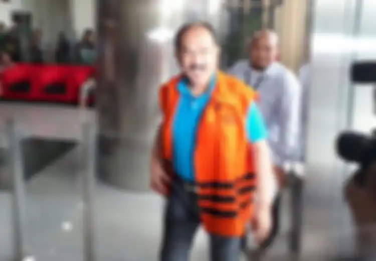 Duh, Fredrich Yunadi Malu Memakai Rompi Tahanan KPK dan Protes Keras ke Hakim