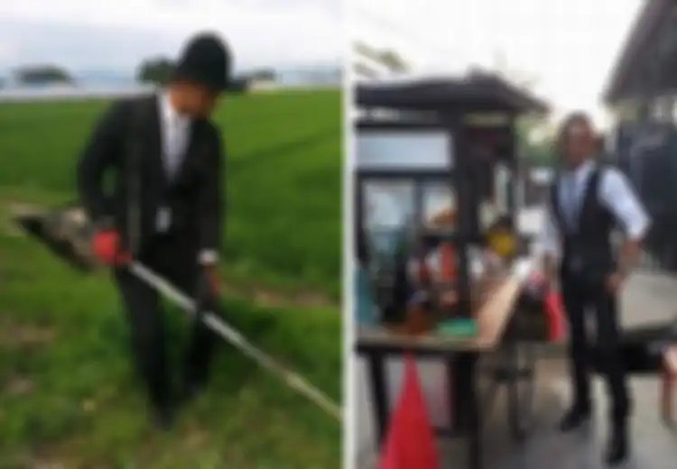 Stylish! Penjual Bakso dan Petani Ini Menggunakan Kemeja Saat Bekerja