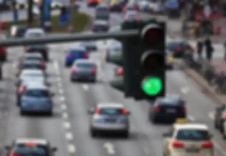 Inilah Wujud Lampu Lalu Lintas Pertama di Dunia yang Dijuluki Sebagai 'Penampakan Seram'