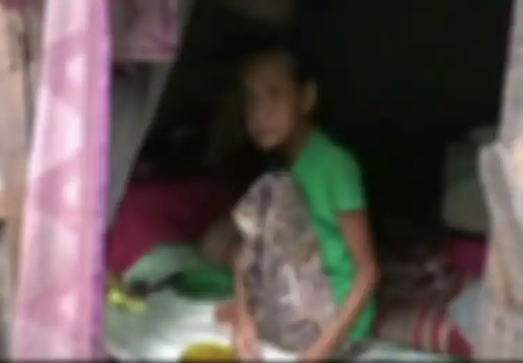 Hidup Dalam Gubuk Berukuran 1x1,5 Meter, Nenek Adawiyah Berjuang Menyambung Hidup Seorang Diri