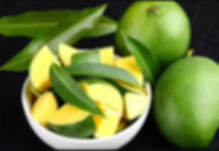 Anda Suka Makan Mangga yang Belum Matang? Lanjutkan, ini 5 Manfaat Dibaliknya