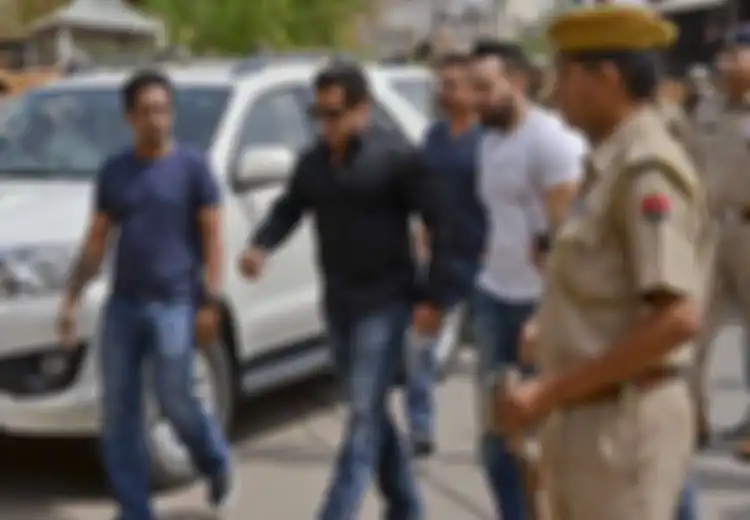 Salman Khan, Bintang Film Bollywood yang Divonis 5 Tahun Penjara Karena  Membunuh Rusa 20 Tahun Lalu
