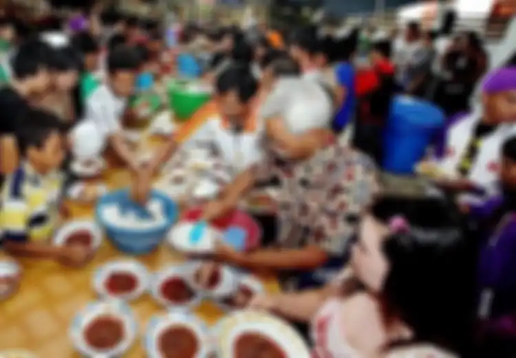 Menikmati Rendang Kerbau ala Suku Dayak
