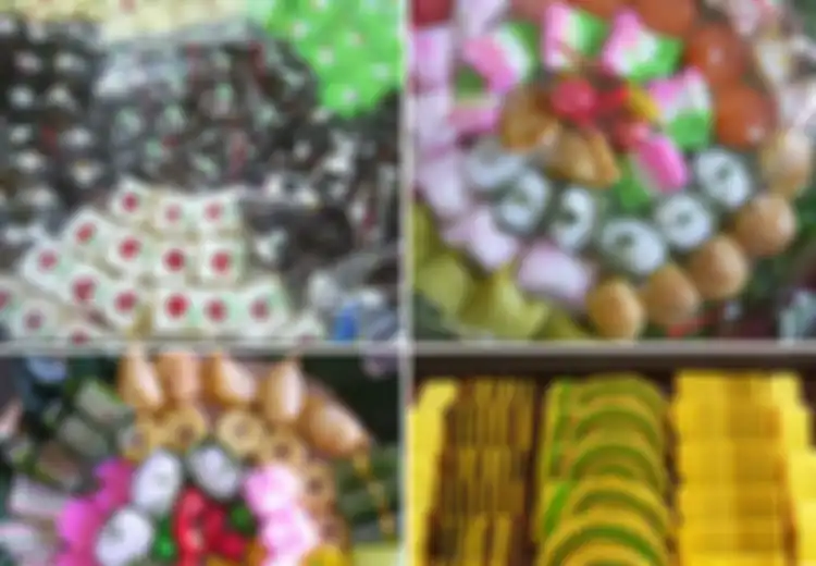 Mencicipi Jajanan Tradisional di Festival Dapuraya