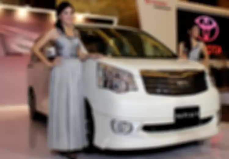 Toyota NAV1 Lengkapi Kebutuhan Mobil MPV