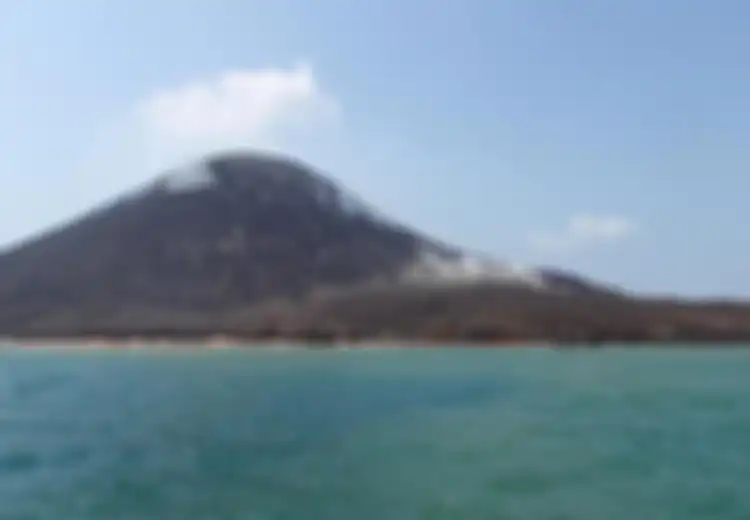 Walau Alami Erupsi Setinggi 1.000 Meter, Tapi Status Gunung Anak Krakatau Tidak Membahayakan