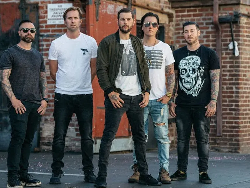 Avenged Sevenfold Bakal Rilis Diamond In The Rough dan Live in the LBC