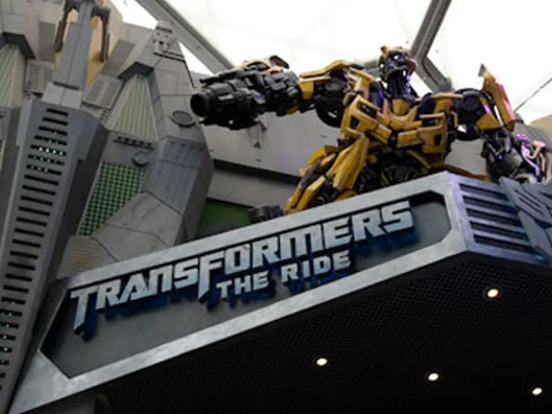 Universal Studio Rilis Trailer Wahana ' Transformer: The Ride 3D