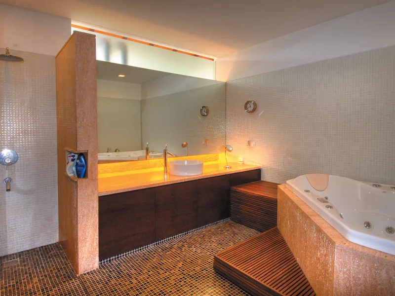 Kamar Mandi Lantai Split Level