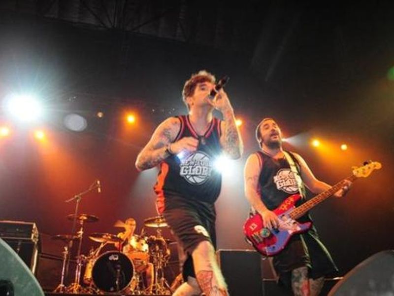 New Found Glory Rilis Video Behind The Scene Album Radiosurgery