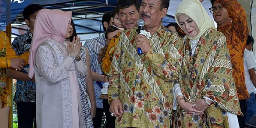 Kemenangan Persib atas PS Tira Persikabo, Kado Pernikahan Emas Umuh Muchtar