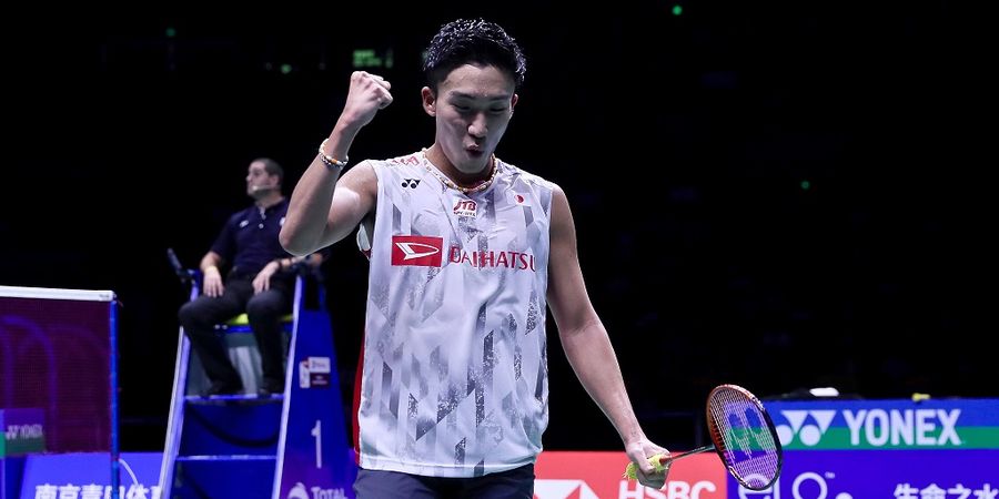 Pemain Denmark Ini Sebut Penampilan Kento Momota Nyaris Sempurna