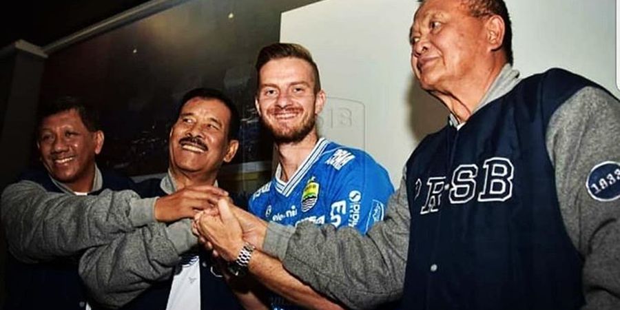 Rene Mihelic Gabung, Gerbong Senja Persib di Liga 1 2019 Kembali Utuh