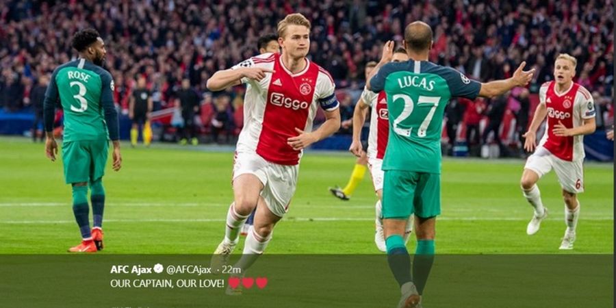Kaki Terlalu Besar Sebabkan Kostum Baru Ajax Amsterdam Harus Dirusak