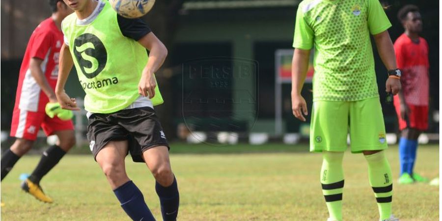 Pemain Muda Jebolan Inggris Segera Merapat ke Persib Bandung