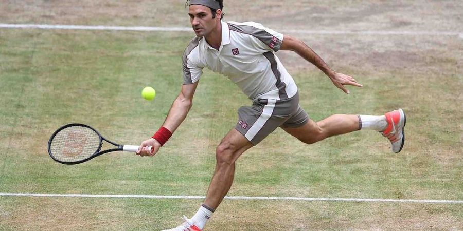 Raih Gelar ke-10 Noventi Open, Roger Federer Merasa Lebih Muda