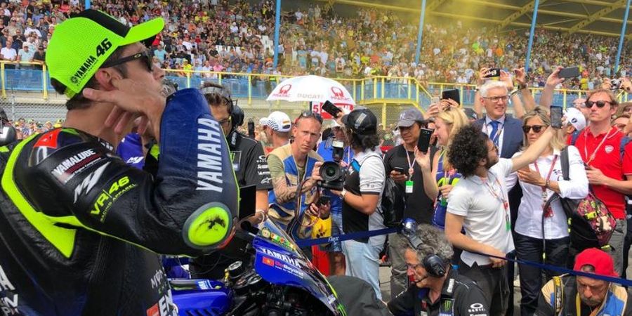 Gagal Raih Poin, Valentino Rossi Klaim Jadi Pembalap Terbaik Yamaha