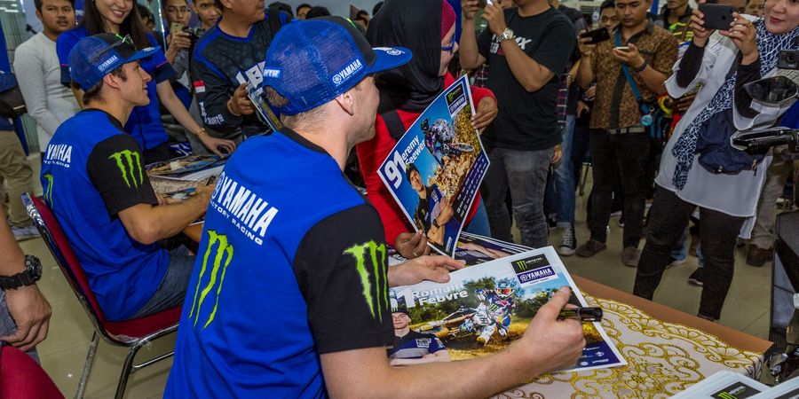 Jelang MXGP 2019 di Palembang, Dua Pembalap Yamaha Sapa Komunitas