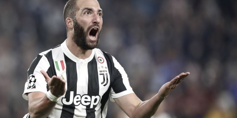 Pancing Keluar dari Juventus, Higuain Dijanjikan Ban Kapten AS Roma