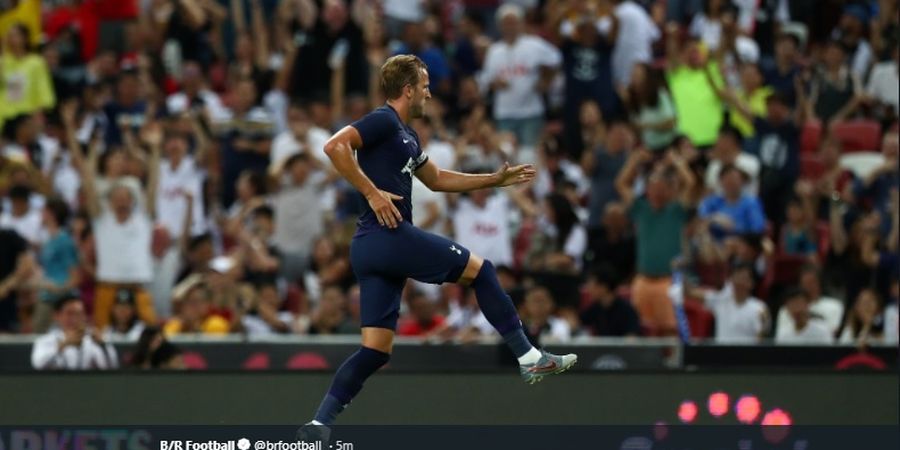 VIDEO - Gol Setengah Lapangan Harry Kane Buat Kiper Juventus Terjengkang