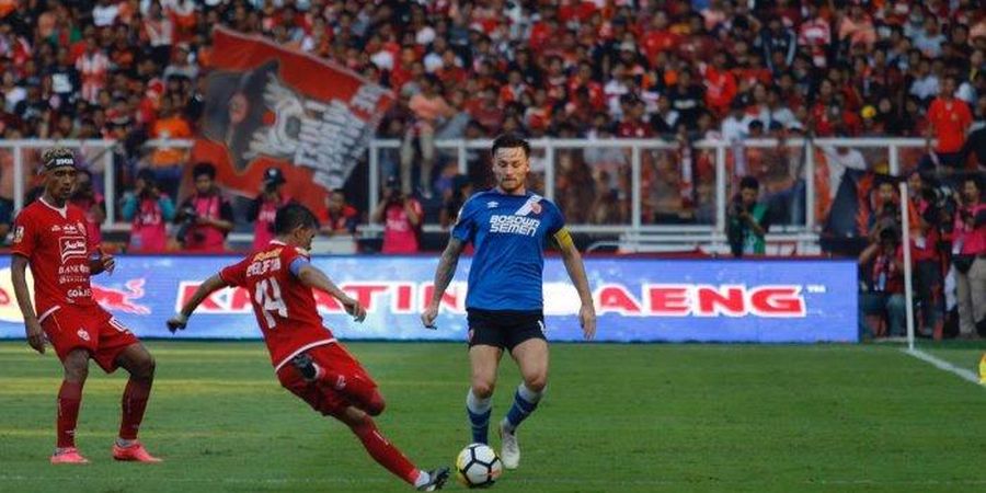 Sikap Berbeda Dua Pemain Persija Menyoal Tekanan di Makassar