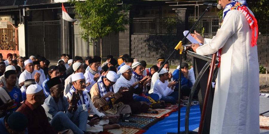 Arema FC Adakan Salat Idul Adha dan Kurban Sekaligus Rayakan Milad