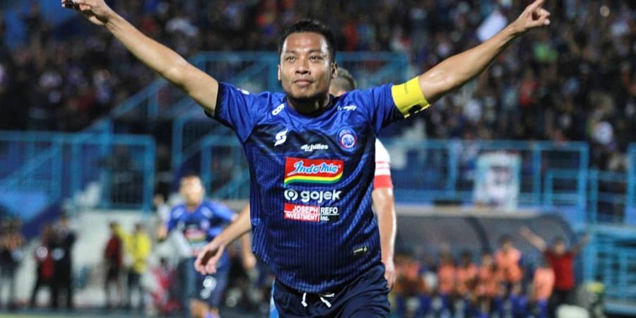 Jersey Bertuliskan Hamka Hamzah Paling Banyak Dicari Aremania