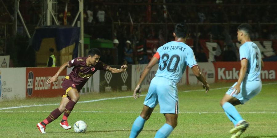 Persela Lamongan Unggul Sementara atas PSM Makassar