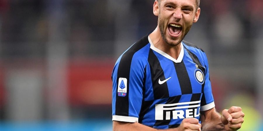 Stefan de Vrij - Utama di Inter Milan, Tak Terpakai di Timnas Belanda