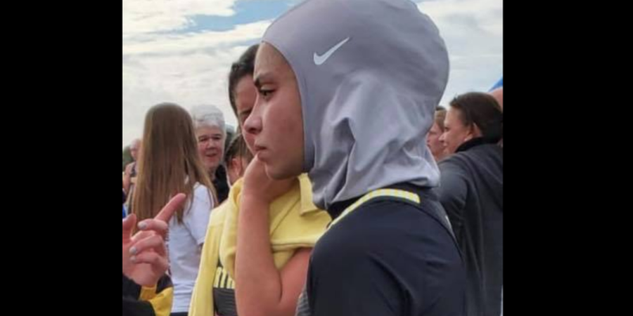 Tak Adil! Gadis Pelari Ini Didiskualifikasi karena Pakai Hijab