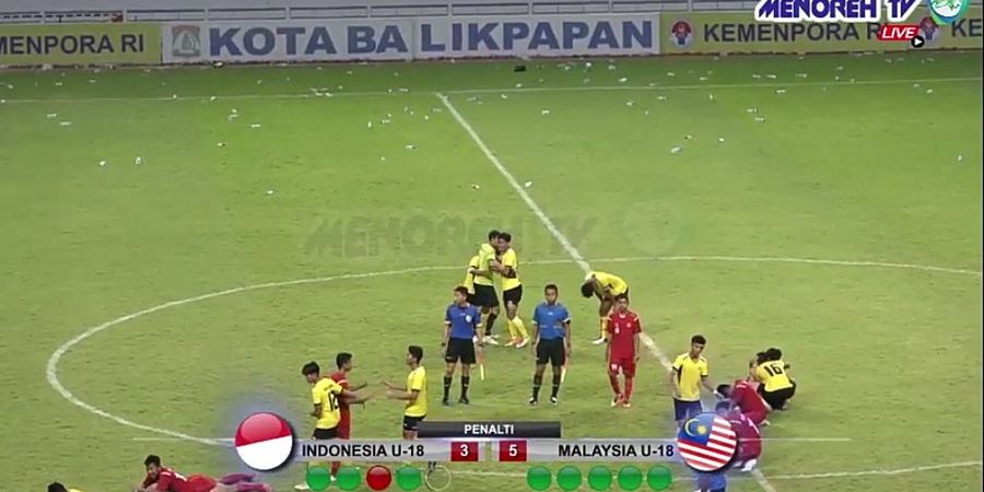 Diteror Sepanjang Laga hingga Pelemparan Botol, Malaysia Tumbangkan Timnas Pelajar U-18 Indonesia