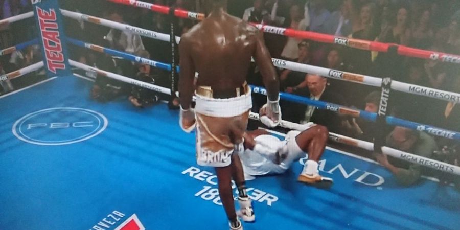 Hasil Wilder Vs Ortiz II - Hanya Perlu Satu Pukulan Keras, Deontay Wilder Berjaya