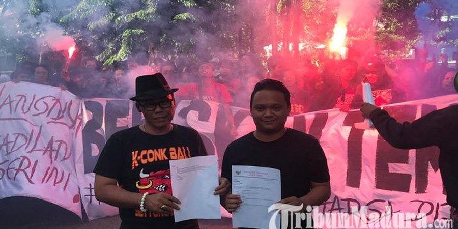 Gabungan Suporter di Jawa Timur Gelar Aksi Untuk Kecam Malaysia