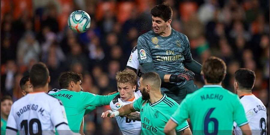 VIDEO - Sundulan Thibaut Courtois Bantu Cetak Gol Penyelamat Real Madrid