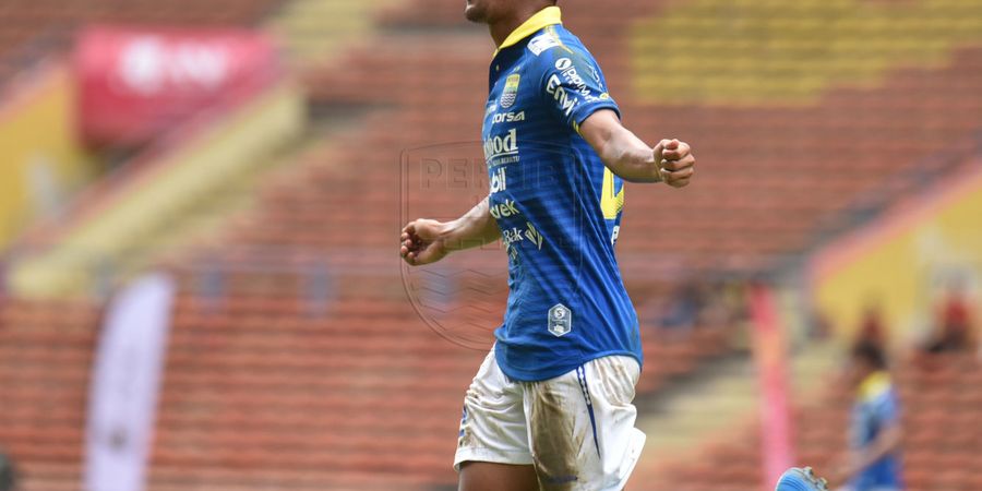 Gagal Sepakati Kontrak Baru, Striker Persib Tunduk dari Syarat Gadis Pujaannya