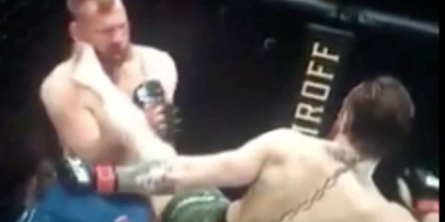 Video Tendangan Super Brutal McGregor ke Donald Cerrone dalam Slow Motion