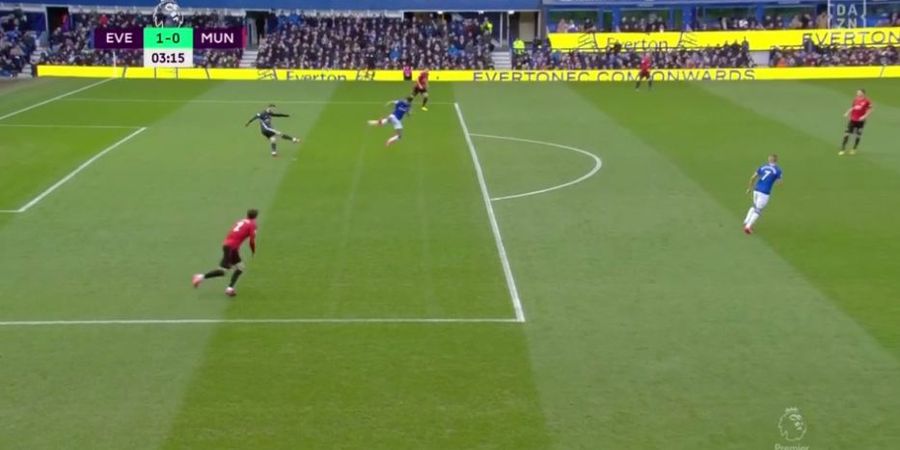 VIDEO - Aksi Ceroboh David de Gea Hasilkan Gol untuk Everton