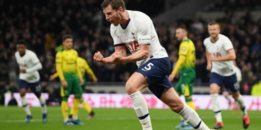 Kertas Contekan Jadi Sumber Kejutan di Laga Tottenham Vs Norwich