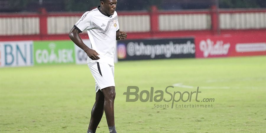 Sebelum Gabung Dewa United, Klub Liga 1 Tertarik Minta Dzumafo Jadi Pelatih