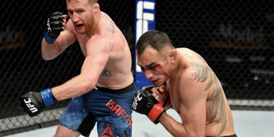 Ada yang Mukanya Penyok! Inilah 3 Pertarungan UFC Paling Brutal Selama Setengah Tahun 2020