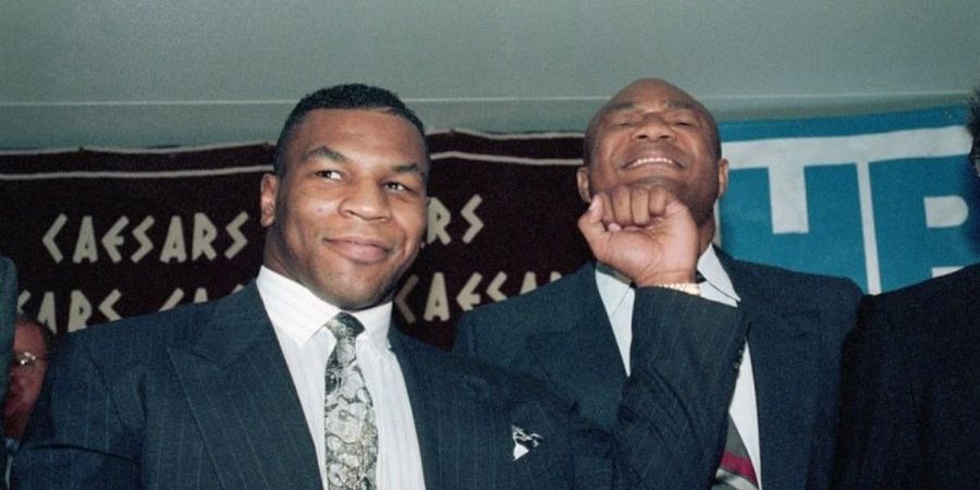 Alasan Mike Tyson Tak Pernah Duel Lawan George Foreman: Sama-sama Takut!