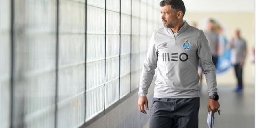Pelatih FC Porto: Sepak Bola Tanpa Penggemar Ibarat Salad Tanpa Bumbu