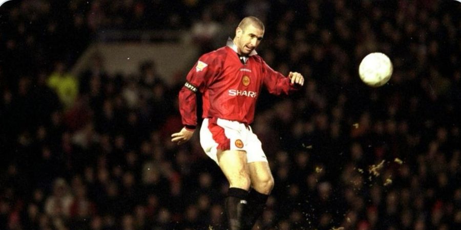 Beri Penghormatan untuk Eric Cantona, Fan Man United Rela Tato Seluruh Punggungnya