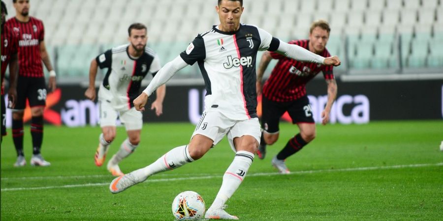 VIDEO - Cristiano Ronaldo Gagal Penalti Disambung Tendangan Kungfu Striker AC Milan