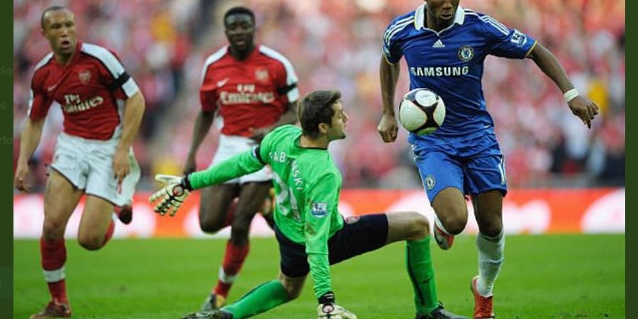 Arsenal vs Chelsea - Kali Terakhir The Blues Kalahkan The Gunners di Piala FA, Lampard Angkat Trofi