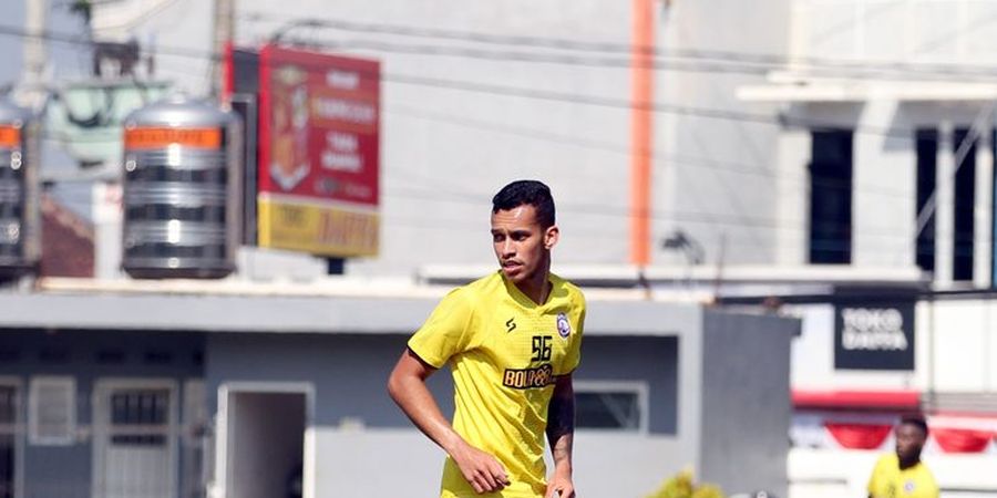 Tak Jadi Main di Arema FC, Pemain Muda Ini Berkiprah di Brasil