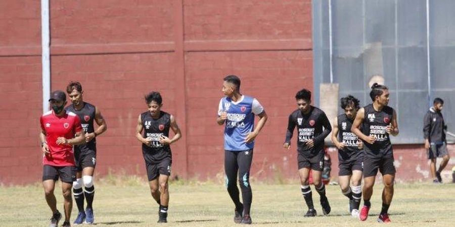 Latihan Perdana PSM Makassar, Pelatih Kepala Absen dan Hanya Diikuti 12 Pemain