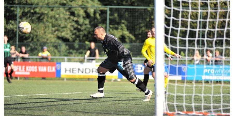 Lebih Pilih Jadi Kiper, Eks Striker Timnas Indonesia Sudah Tak Mampu Berlari