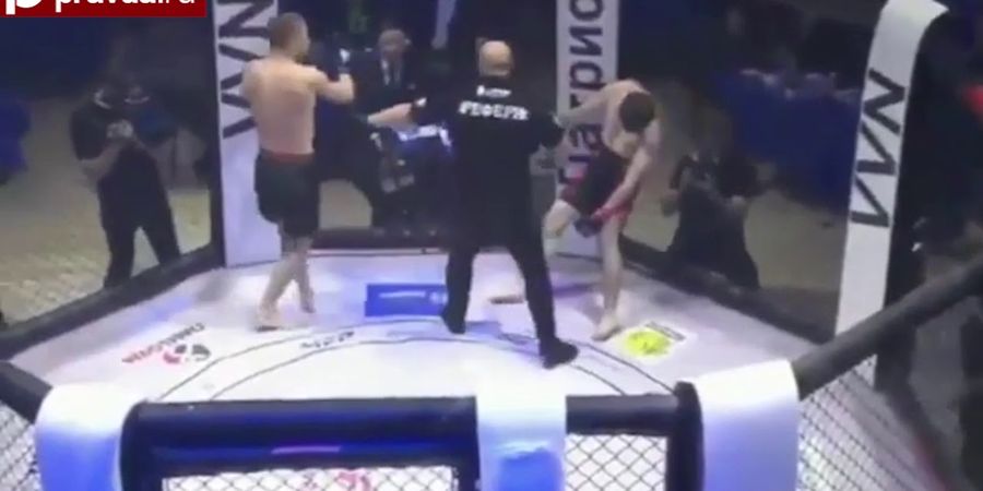 VIDEO - KO Heboh, Petarung MMA Ini Buktikan Mati Berdiri Itu Ada