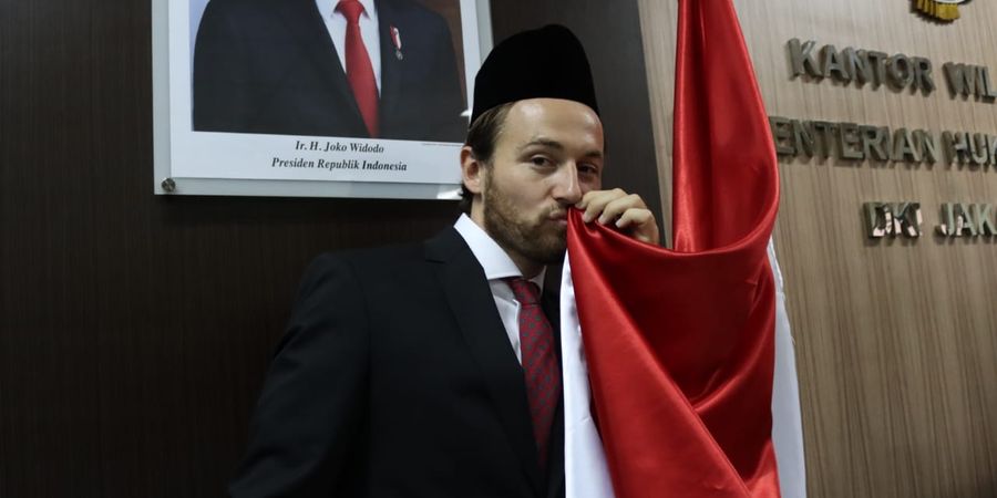 Sah Jadi WNI, Gelandang Persija Marc Klok Pilih Rayakan dengan Kegiatan Mulia